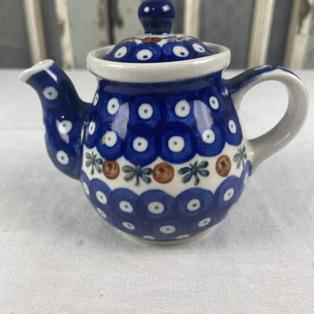 Boleslawiec Polish Pottery Nature Tea Pot with Lid Spout